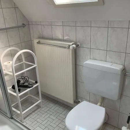 לינה וארוחת בוקר Walhalja שמאלנברג